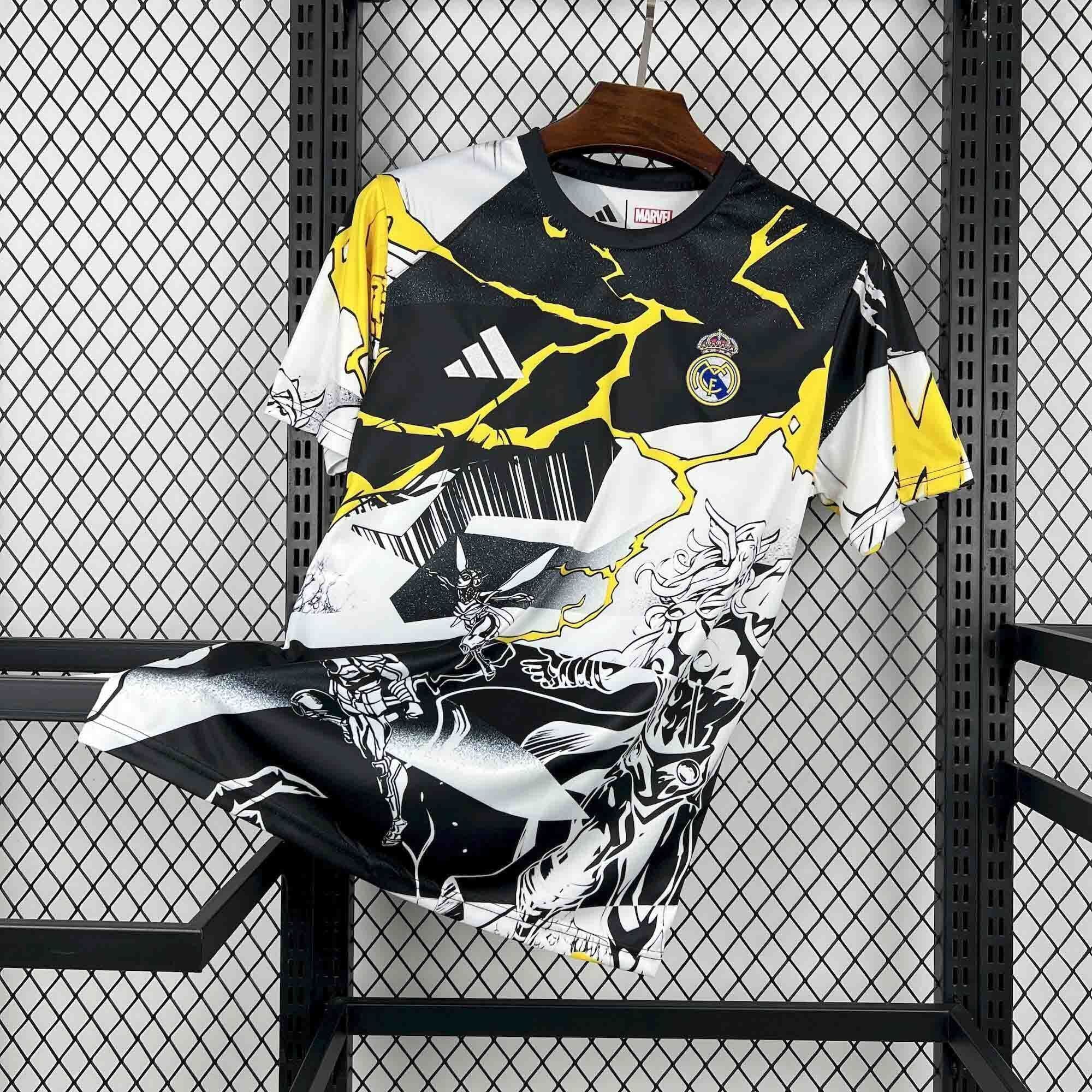 MAILLOT CONCEPT REAL MADRID SPÉCIAL AVENGERS