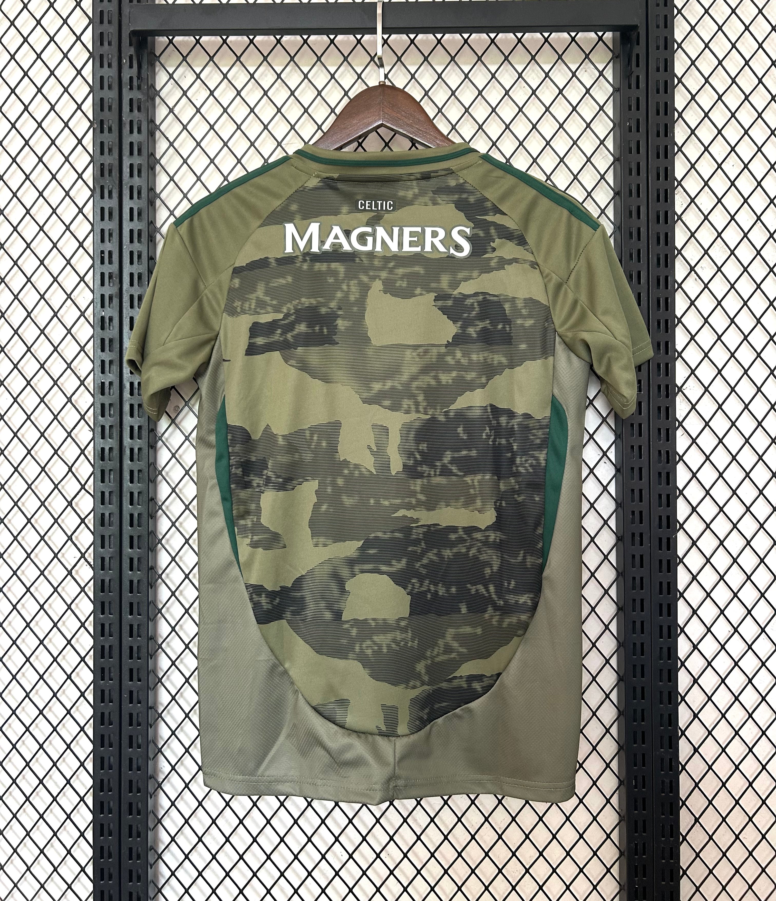 CELTIC FC MAILLOT CONCEPT 2024/2025
